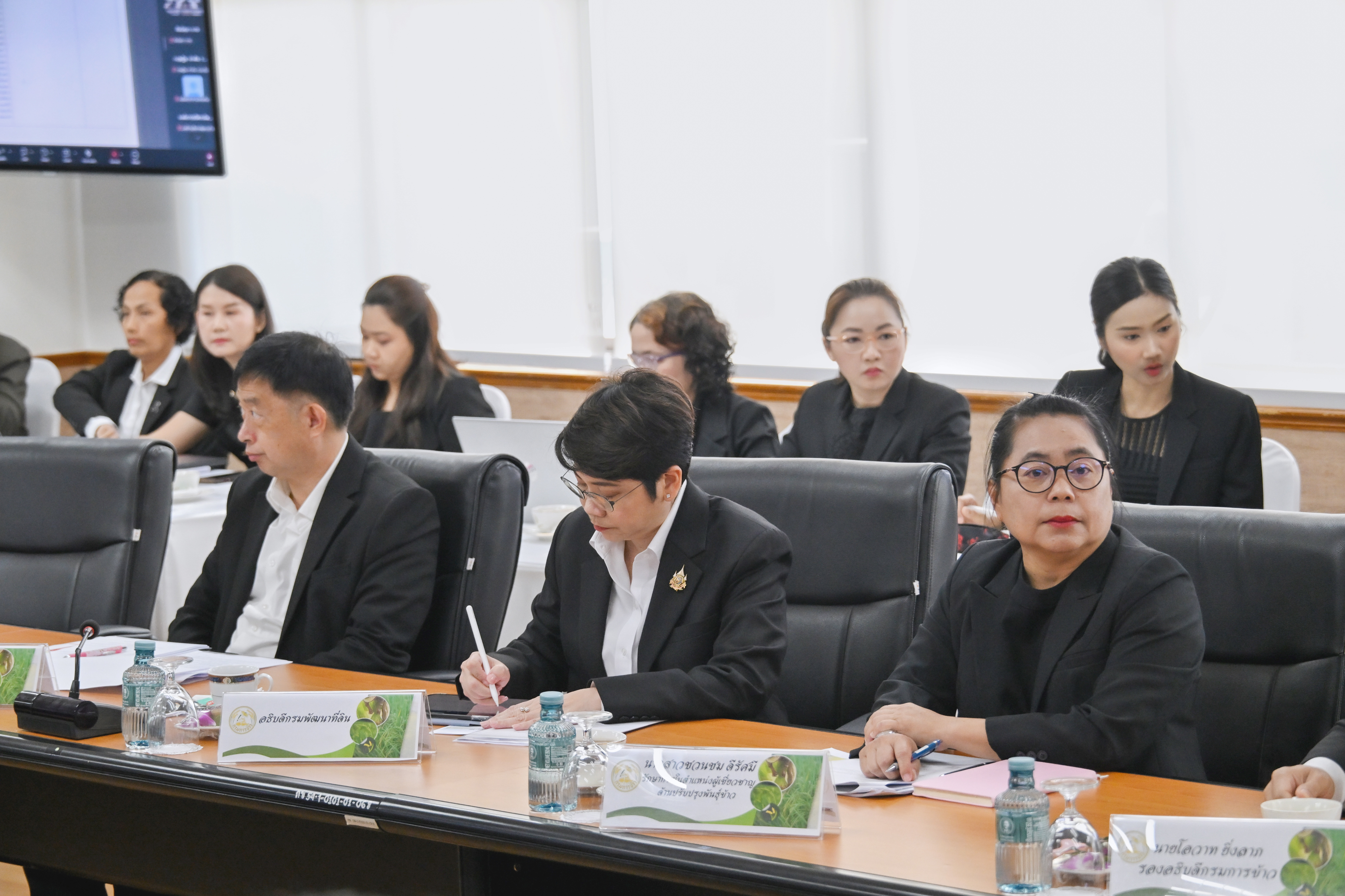 title - ส.ป.ก. ร่วมการประชุมคณะกรรมการขับเคลื่อนนโยบายสำคัญของรัฐมนตรีว่าการกระทรวงเกษตรและสหกรณ์ ครั้งที่ 12/2569